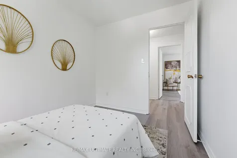 17 Quantrell Trail Toronto ON M1B 1L7