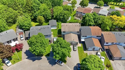 17 Quantrell Trail Toronto ON M1B 1L7