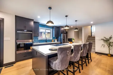 1281 Oxford Street Oshawa ON L1J 3W5