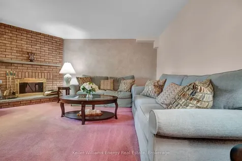 1182 Thimbleberry Circle Oshawa ON L1K 2H3