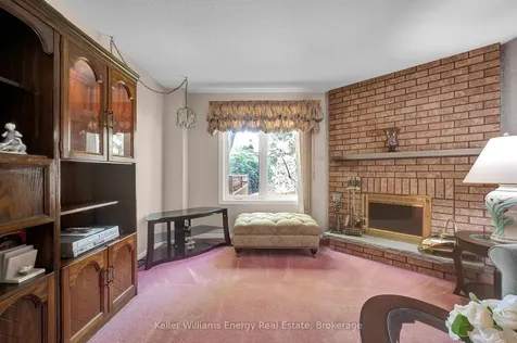 1182 Thimbleberry Circle Oshawa ON L1K 2H3