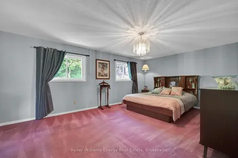 1182 Thimbleberry Circle Oshawa ON L1K 2H3