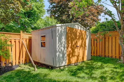 1182 Thimbleberry Circle Oshawa ON L1K 2H3