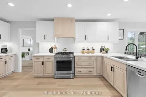 336 Meadow Street Oshawa ON L1L 1A3