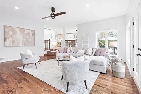 336 Meadow Street Oshawa ON L1L 1A3