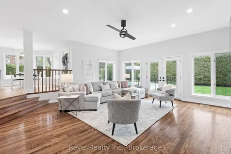336 Meadow Street Oshawa ON L1L 1A3