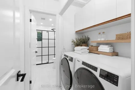 336 Meadow Street Oshawa ON L1L 1A3