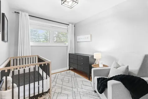336 Meadow Street Oshawa ON L1L 1A3
