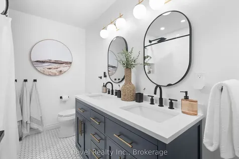 336 Meadow Street Oshawa ON L1L 1A3