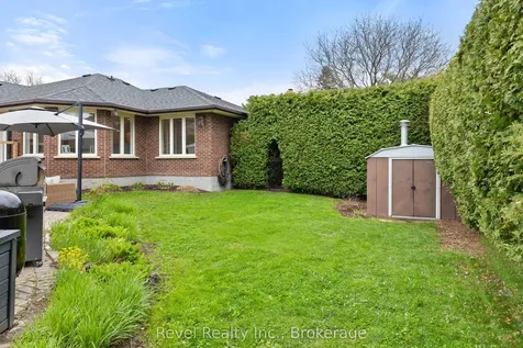 336 Meadow Street Oshawa ON L1L 1A3