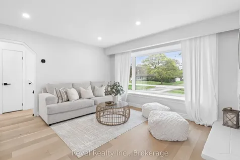 336 Meadow Street Oshawa ON L1L 1A3