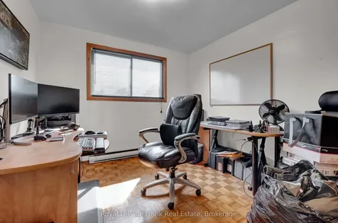 596 Talbot Court Oshawa ON L1J 2E8