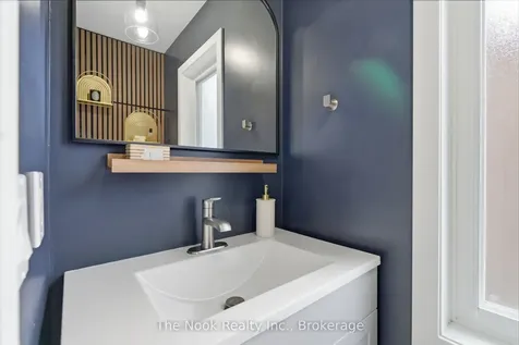 1624 Arcadia Square Pickering ON L1V 6W3