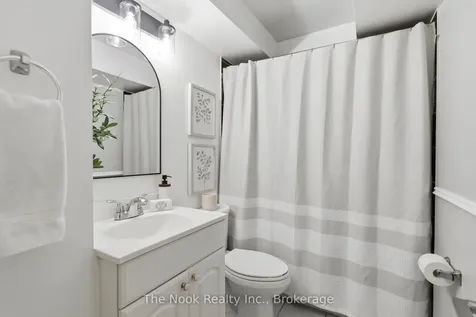 1624 Arcadia Square Pickering ON L1V 6W3
