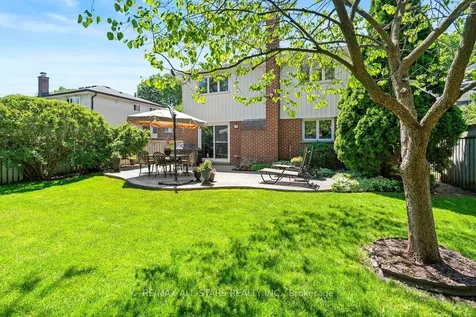 62 Deerbrook Trail Toronto ON M1W 1V4