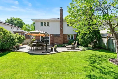 62 Deerbrook Trail Toronto ON M1W 1V4