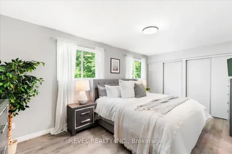 113 Galbraith Court Clarington ON L1C 4P7