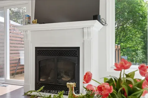 555 Cobblehill Drive Oshawa ON L1K 1Y6