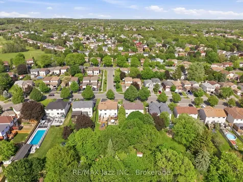 555 Cobblehill Drive Oshawa ON L1K 1Y6
