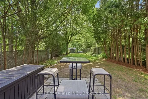 555 Cobblehill Drive Oshawa ON L1K 1Y6