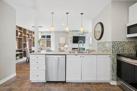 1007 Walton Boulevard Whitby ON L1N 3G8