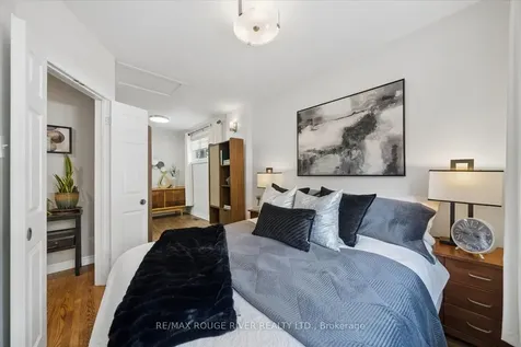 1007 Walton Boulevard Whitby ON L1N 3G8