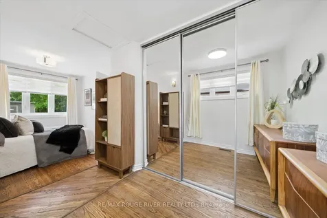 1007 Walton Boulevard Whitby ON L1N 3G8