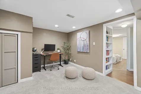 1007 Walton Boulevard Whitby ON L1N 3G8