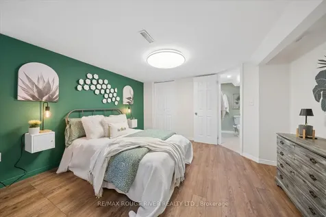 1007 Walton Boulevard Whitby ON L1N 3G8