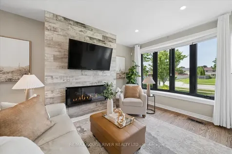 1007 Walton Boulevard Whitby ON L1N 3G8
