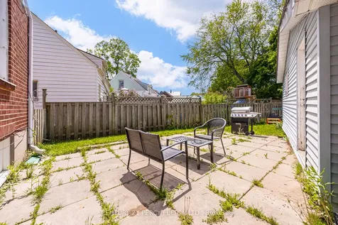 1100 Simcoe Street S Oshawa ON L1H 4L6