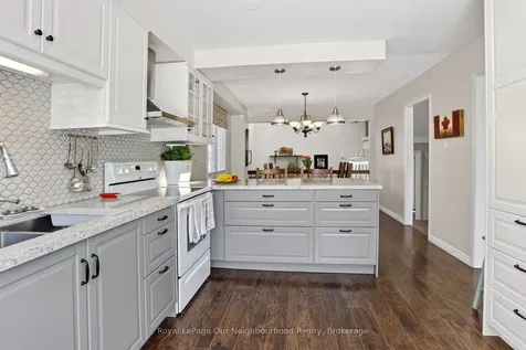 656 Hillcroft Street Oshawa ON L1G 7X6