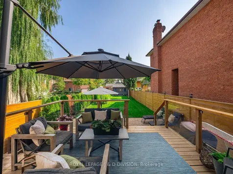 221 Virginia Avenue Toronto ON M4C 2T6