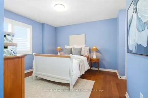 15 Jordan Court Whitby ON L1M 0A4