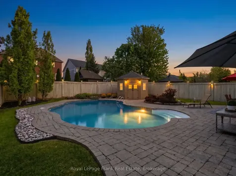 15 Jordan Court Whitby ON L1M 0A4
