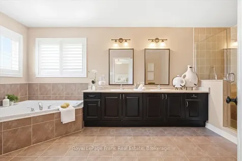 15 Jordan Court Whitby ON L1M 0A4