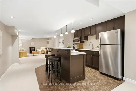 15 Jordan Court Whitby ON L1M 0A4