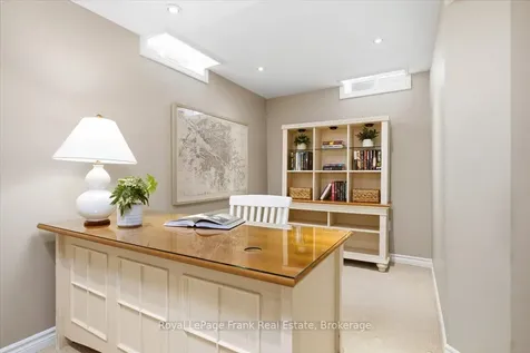 15 Jordan Court Whitby ON L1M 0A4