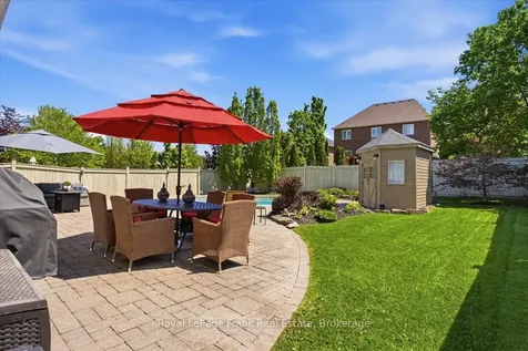 15 Jordan Court Whitby ON L1M 0A4