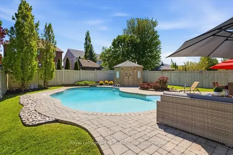15 Jordan Court Whitby ON L1M 0A4