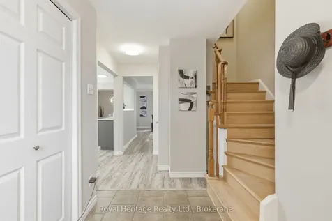24 Summerlea Court Clarington ON L1E 1B5