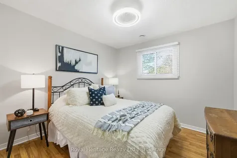 24 Summerlea Court Clarington ON L1E 1B5