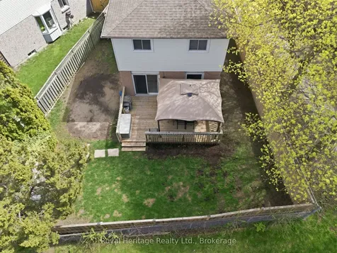 24 Summerlea Court Clarington ON L1E 1B5