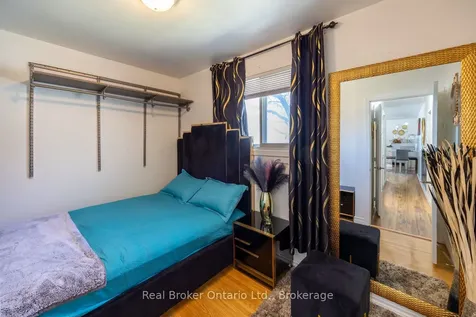 324 College Avenue Oshawa ON L1J 1S1