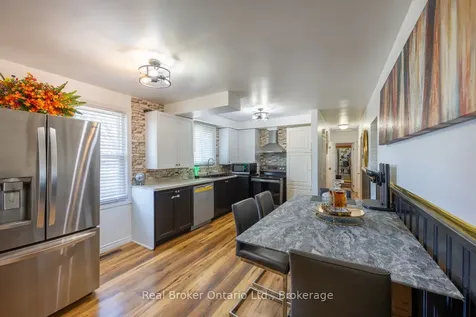 324 College Avenue Oshawa ON L1J 1S1