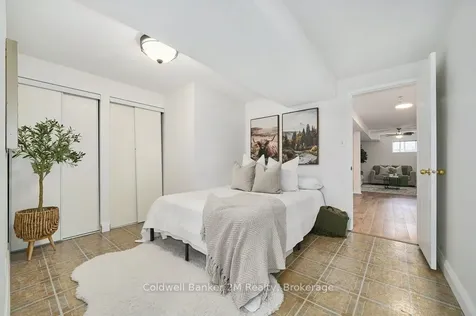 21 Birmingham Avenue Clarington ON L1C 4Z6