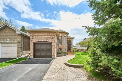 21 Birmingham Avenue Clarington ON L1C 4Z6