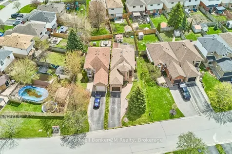 21 Birmingham Avenue Clarington ON L1C 4Z6