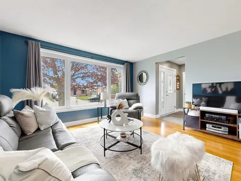 715 Lublin Avenue Pickering ON L1W 1Z1