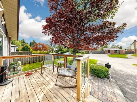 715 Lublin Avenue Pickering ON L1W 1Z1
